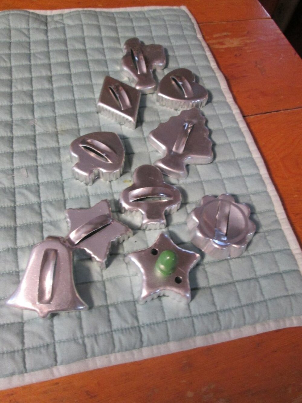 lot of 10 vintage cookie cutters metal